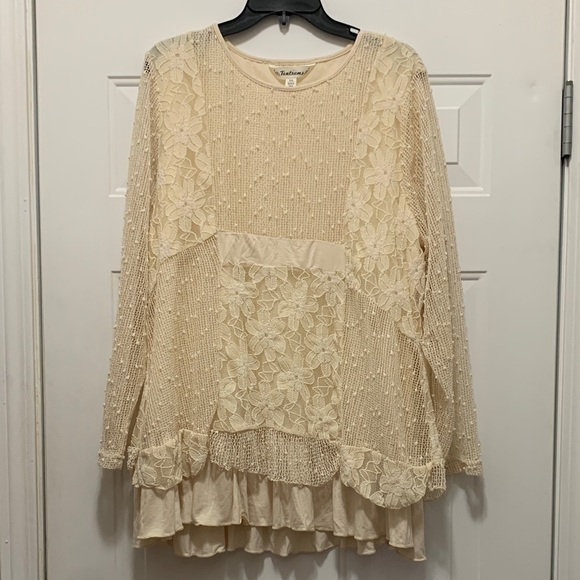 Tantrums Tops - 3/$15 Tantrums Size XXL Cream Crochet & Lace Patchwork Pullover